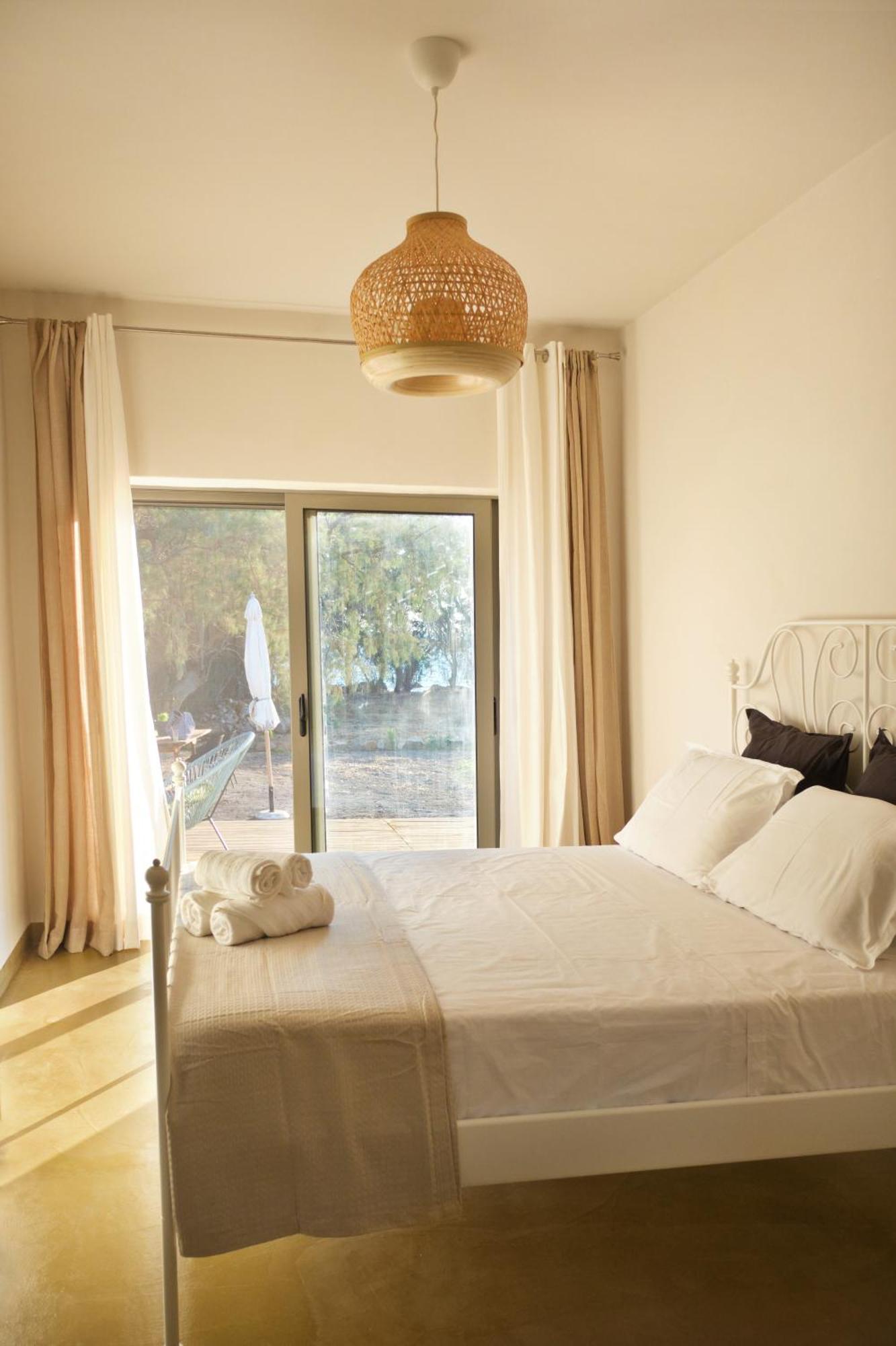 Mekia'S Beach House Livadia  Eksteriør bilde