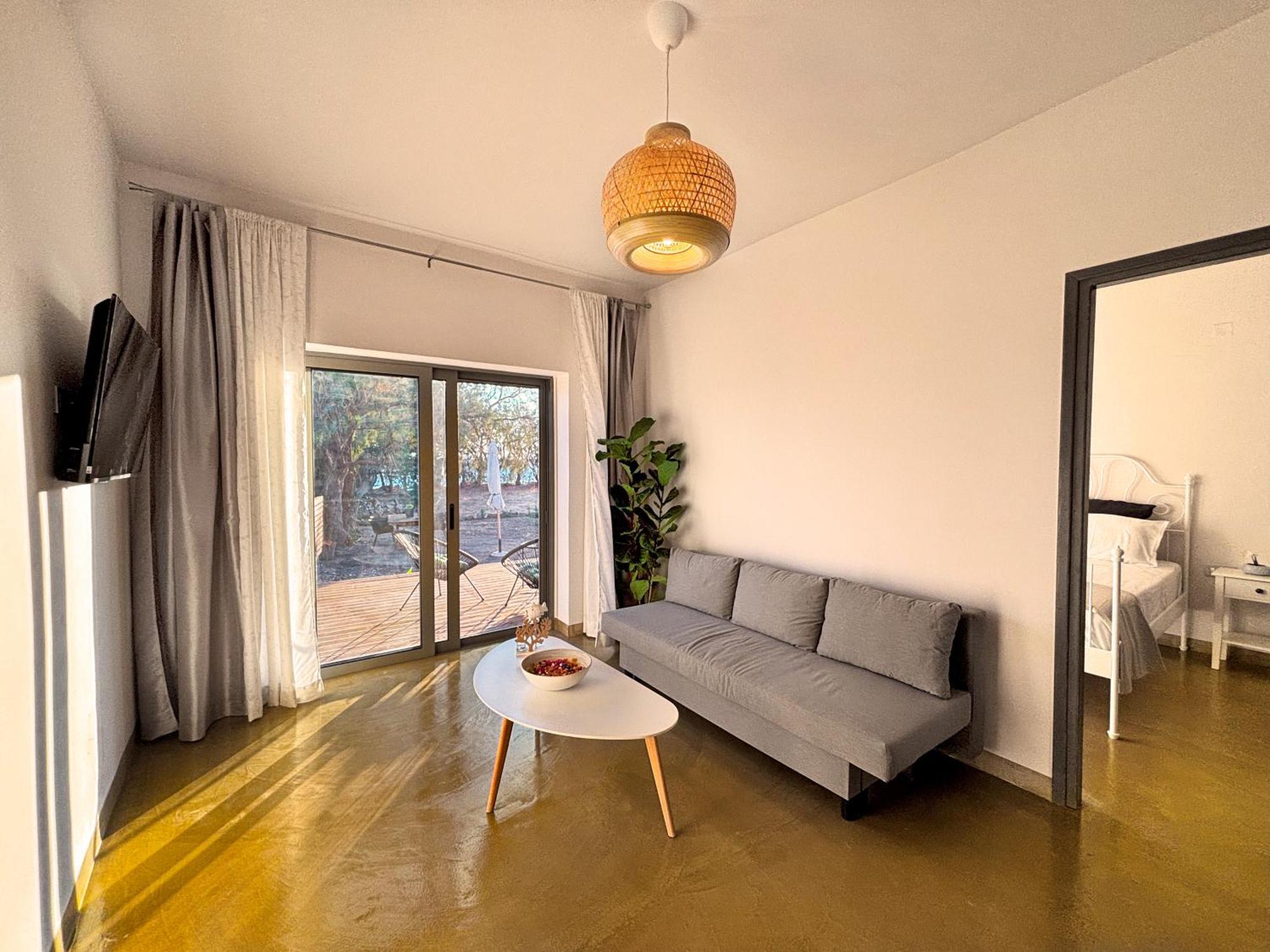 Mekia'S Beach House Livadia  Eksteriør bilde